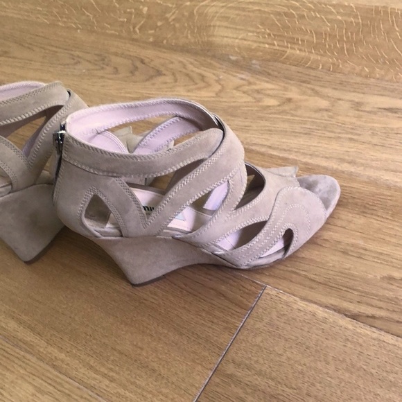 miu miu designer wedges, they run smaller - Picture 7 of 8